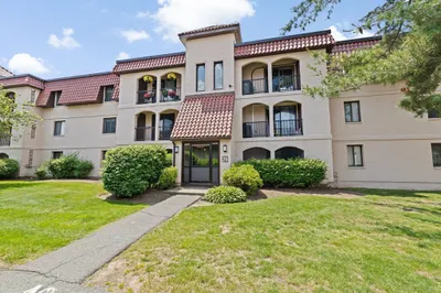 685 Oak St #26-5