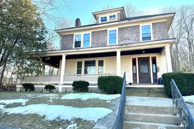 76 Park St 1