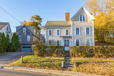 129 Summer St 1