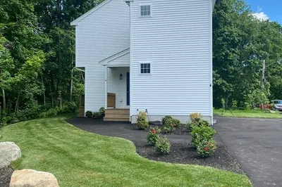 4 Riverside Avenue