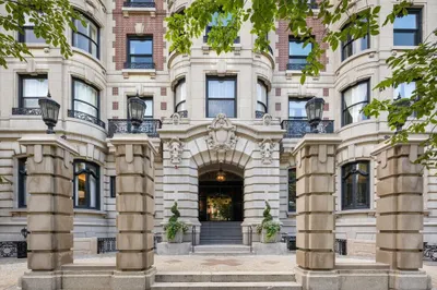 390 Commonwealth Avenue #305