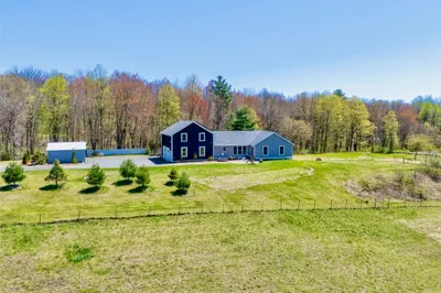 96 Cold Hill Rd 1