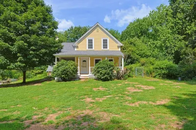 109 Pine Street 1