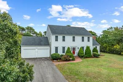 112 Blueberry Pond Dr 1