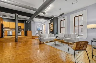 10 Williams Street #23