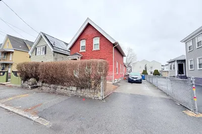 142 Abbott St 1