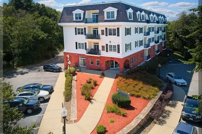 350 Greene St #308 1