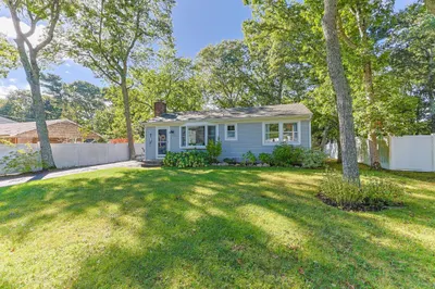 9 Winchester Dr 1