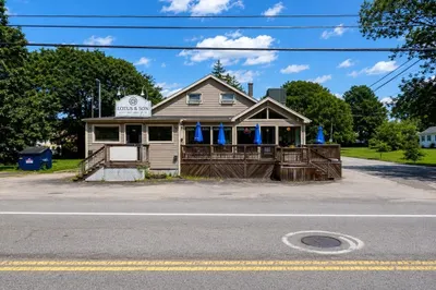 379 Sconticut Neck Rd 1