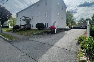 103 Tower St #5
