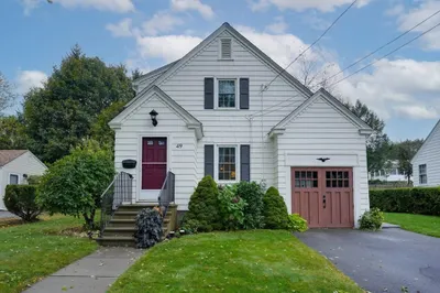 49 Prudential Rd