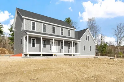 2 Roberts Way 1