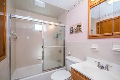 6 Jefferson Ave #6