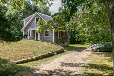11 Hammett Lane