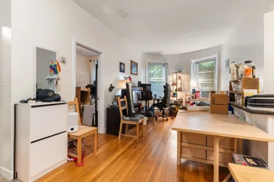 15 University Road #21 1