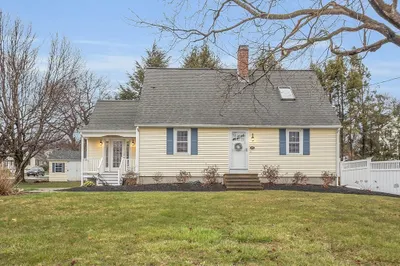 25 Central Tree Road