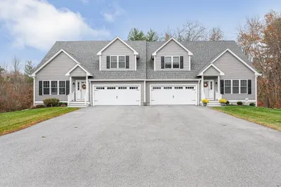 22 Blackhawk Cir #26 1
