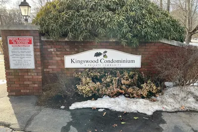 8 Kingswood Dr #3