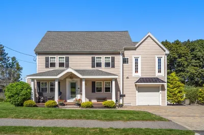 105 Brewster Rd 1