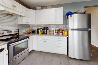 101 Bradford St #1 1