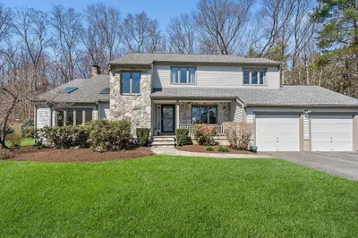 2 Claudette Cir 1