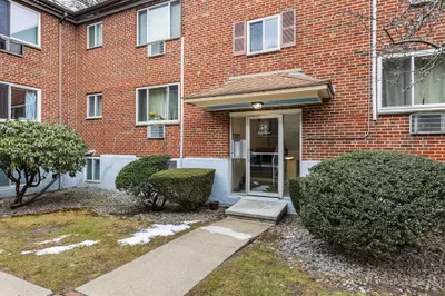 58 Bryon Rd #6