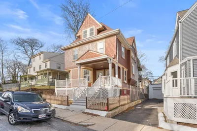 22-22a Montrose St 1