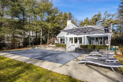 25 Manor Ln 1