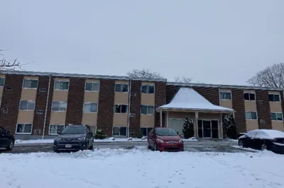 27 Willis S Ave #30