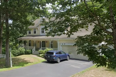 14 Southwood Dr 1