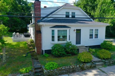 46 Alden St 1