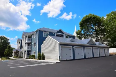 181 S Franklin St #204 1