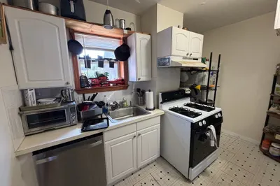 68 Gore St #3 1