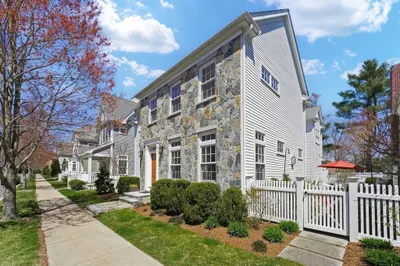 16 Maple Street #16 1