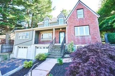 396 Winthrop St 1