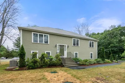 101 Prospect Hill St 1