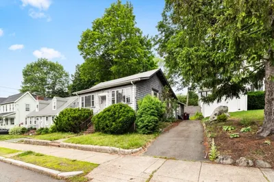 140 Howard St