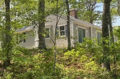 39 Lakewood Dr 1