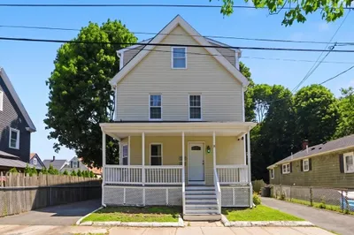 26 Calumet St 1
