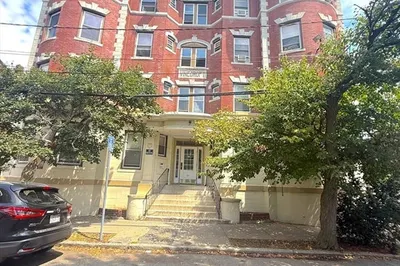 20 Huss Ct #105 1