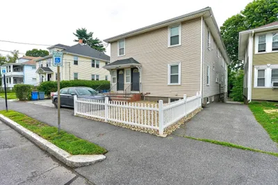 92 Old Colony Ave #92