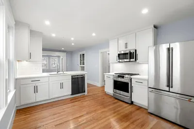 58 Metropolitan Ave #1 1