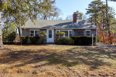 16 Frank Doyle Road 1
