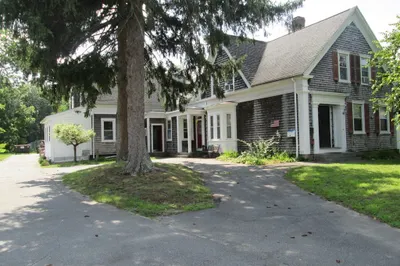 226 Main St. #3 1