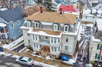 19 Vigeant St