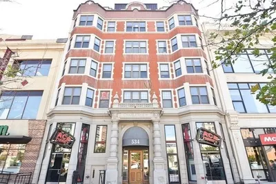 534 Commonwealth Ave #3A