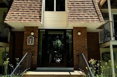 80 Damon Rd #1206