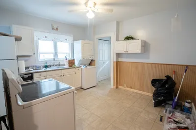 130 Francis St #1 1