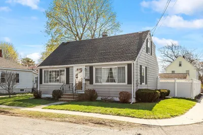 18 Glendale Ave