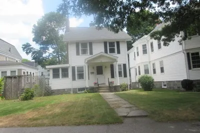 274 Blue Hills Pkwy 1